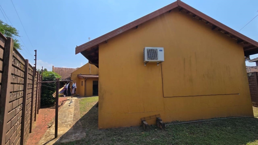 5 Bedroom Property for Sale in Eltivillas Limpopo