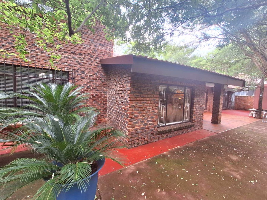 3 Bedroom Property for Sale in Leeupoort Limpopo