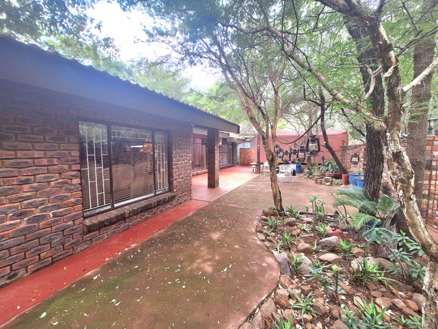 3 Bedroom Property for Sale in Leeupoort Limpopo