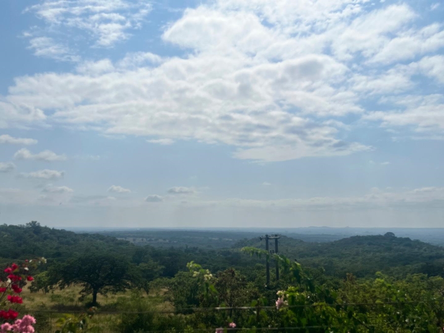 5 Bedroom Property for Sale in Letsitele Limpopo