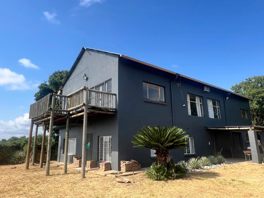 5 Bedroom Property for Sale in Letsitele Limpopo