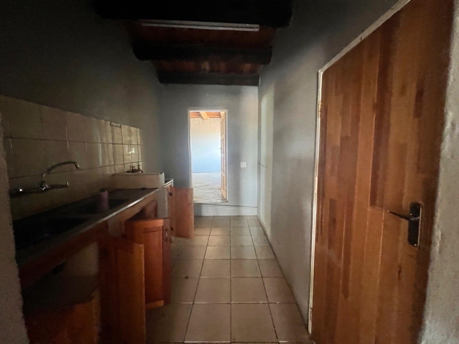 5 Bedroom Property for Sale in Letsitele Limpopo