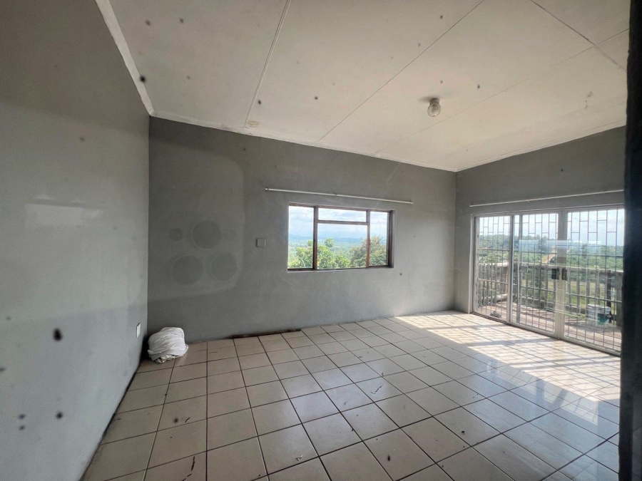 5 Bedroom Property for Sale in Letsitele Limpopo