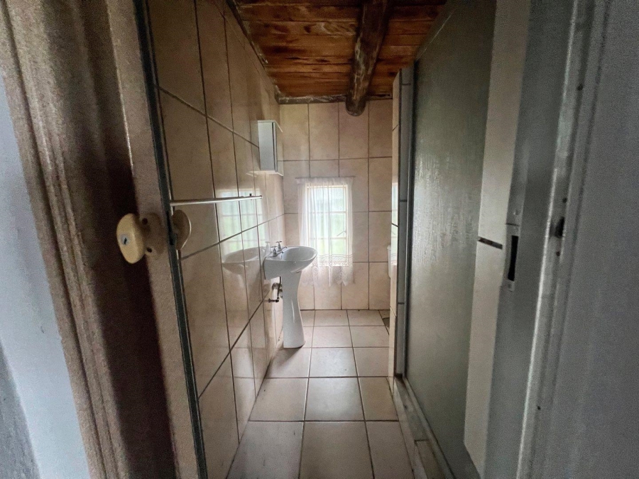 5 Bedroom Property for Sale in Letsitele Limpopo