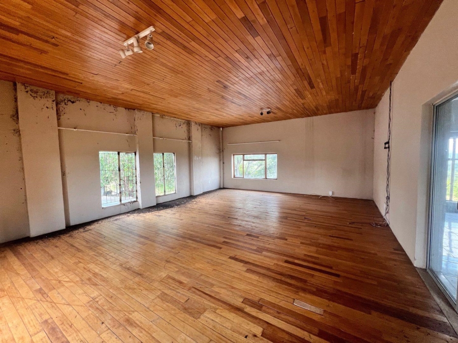 5 Bedroom Property for Sale in Letsitele Limpopo
