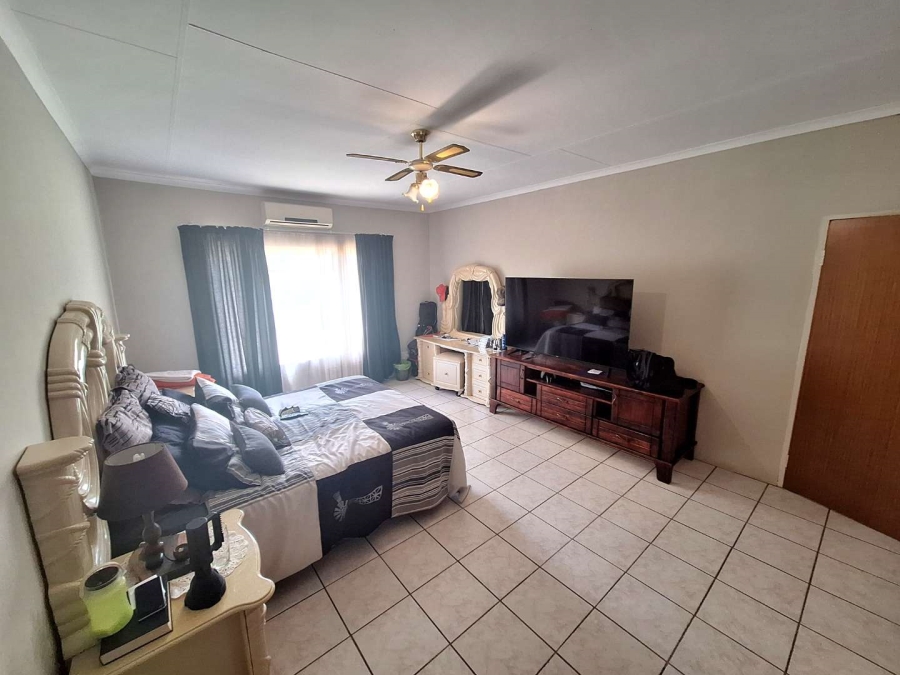 5 Bedroom Property for Sale in Koedoeskop Limpopo
