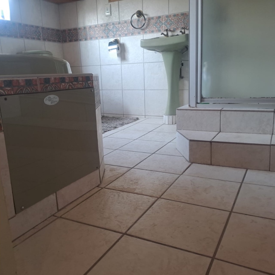 1 Bedroom Property for Sale in Bendor Limpopo
