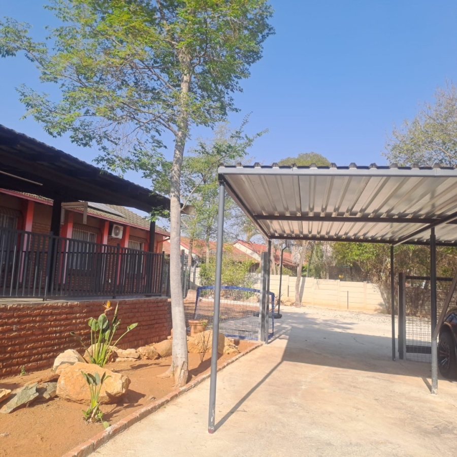 1 Bedroom Property for Sale in Bendor Limpopo