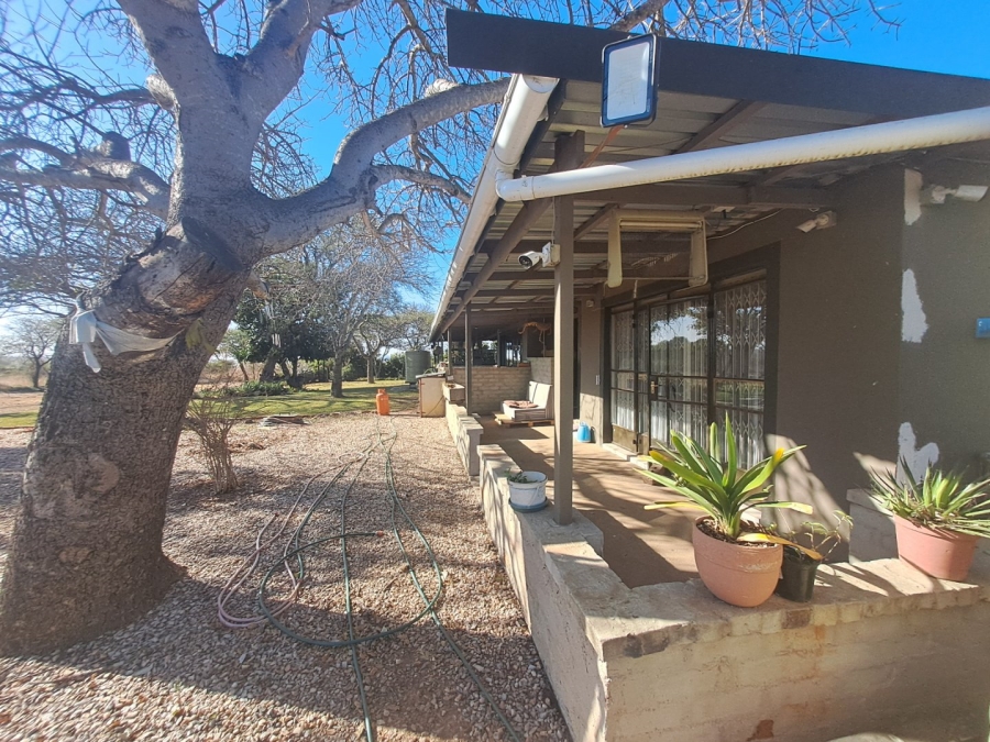 4 Bedroom Property for Sale in Tweefontein A H Limpopo