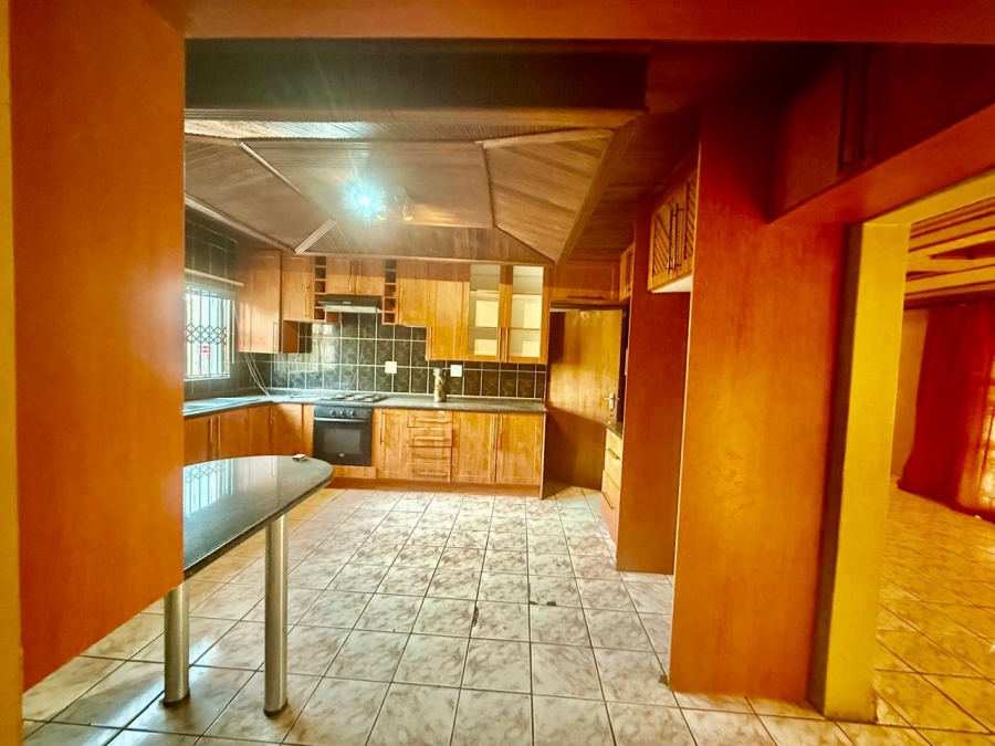 To Let 5 Bedroom Property for Rent in Mankweng Limpopo