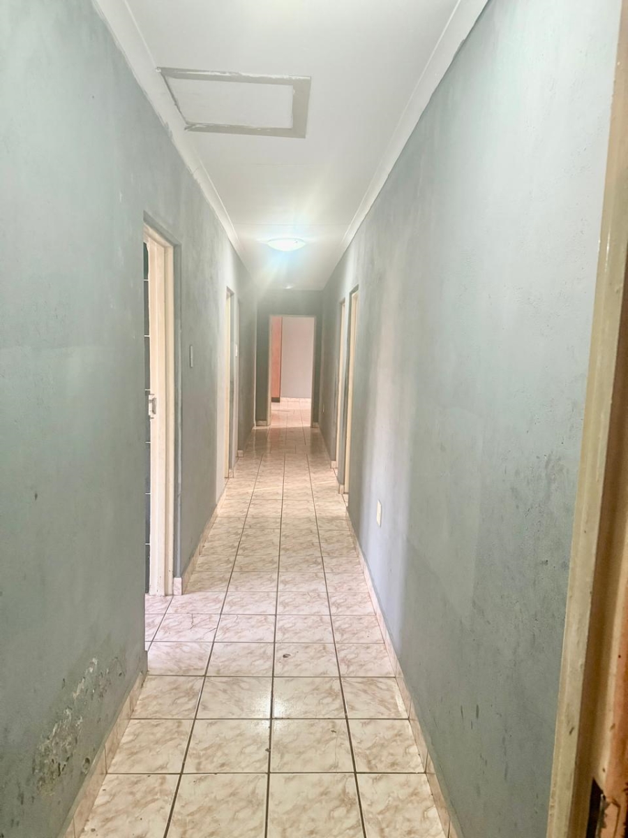 To Let 5 Bedroom Property for Rent in Mankweng Limpopo