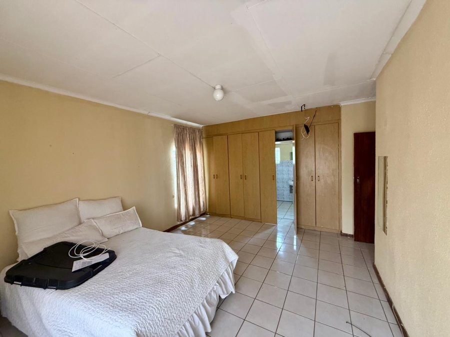 3 Bedroom Property for Sale in Fauna Park Limpopo