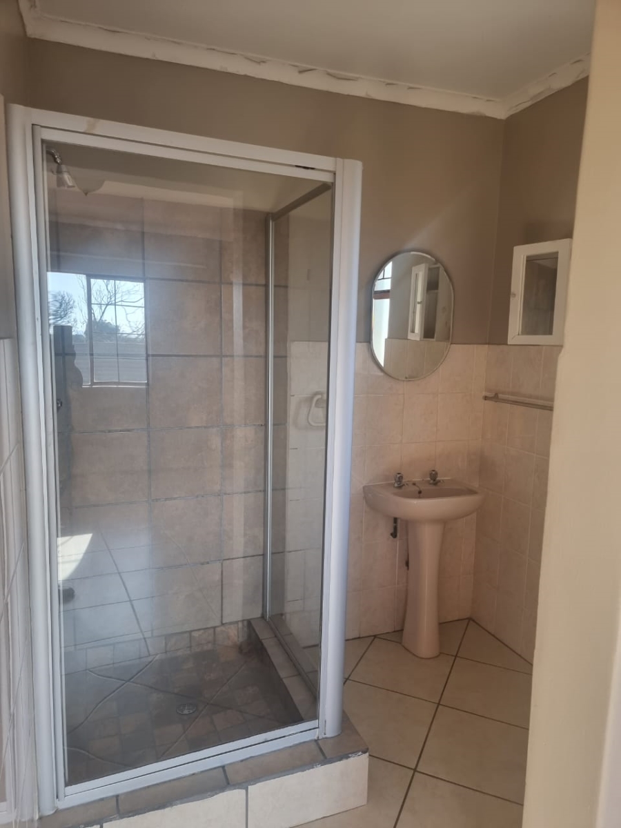 To Let 3 Bedroom Property for Rent in Bendor Limpopo