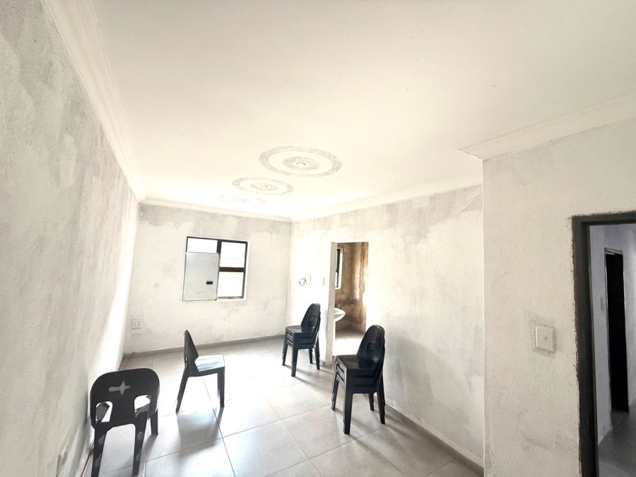 3 Bedroom Property for Sale in Mahlasedi Park Limpopo