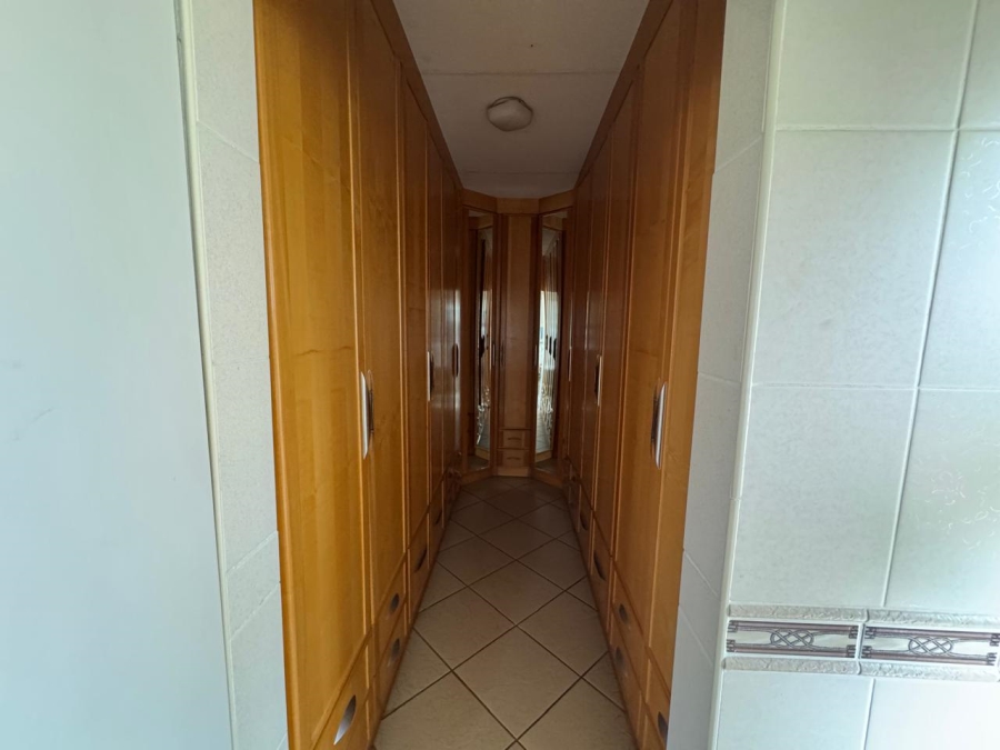 6 Bedroom Property for Sale in Broadlands Estate Limpopo