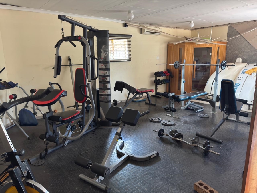 6 Bedroom Property for Sale in Broadlands Estate Limpopo