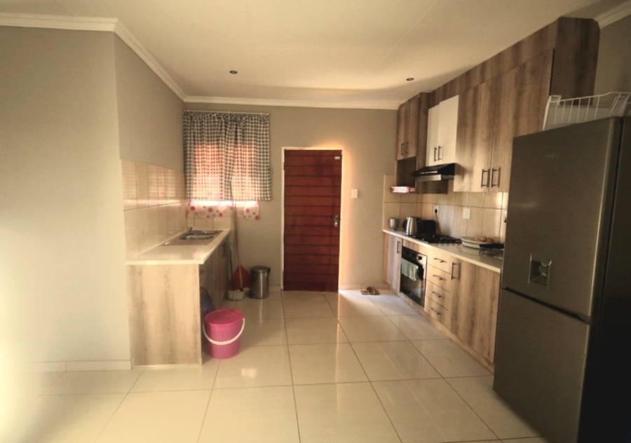 3 Bedroom Property for Sale in Bendor Meadows Limpopo