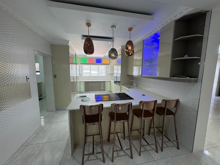 5 Bedroom Property for Sale in Eagles Crest Limpopo