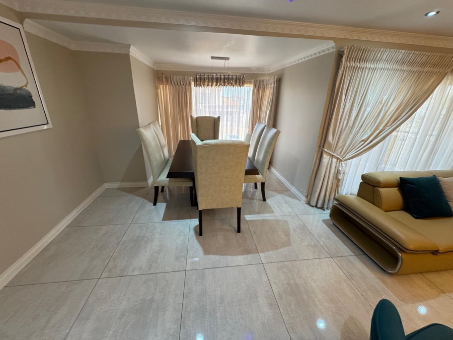 5 Bedroom Property for Sale in Eagles Crest Limpopo
