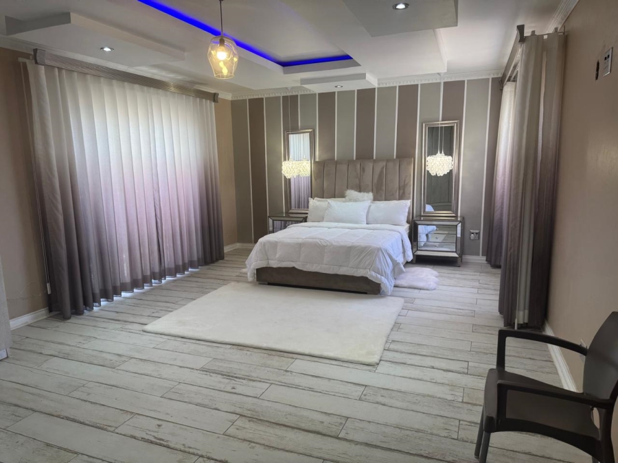 5 Bedroom Property for Sale in Eagles Crest Limpopo