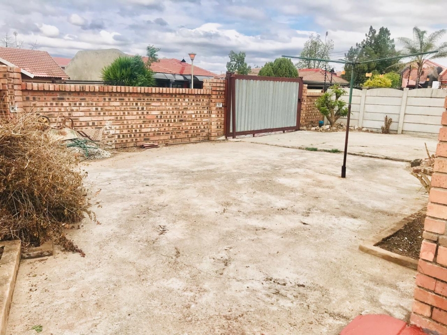 3 Bedroom Property for Sale in Emdo Park Limpopo