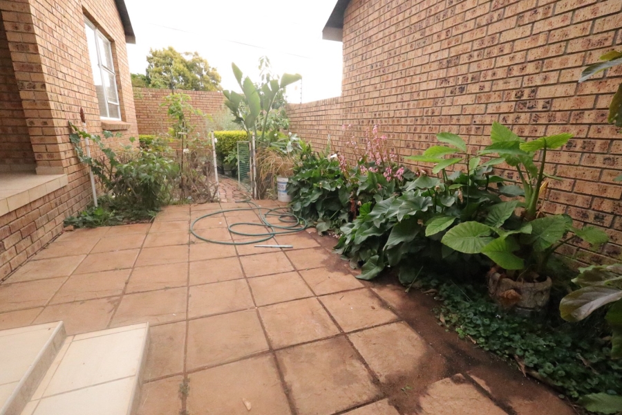 To Let 2 Bedroom Property for Rent in Acasia Estate Limpopo