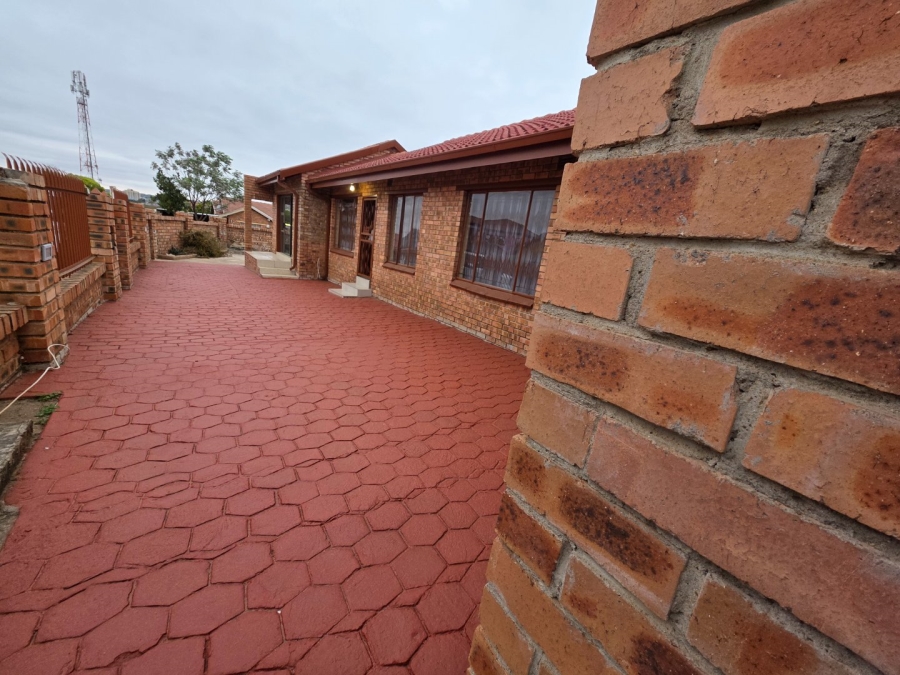 3 Bedroom Property for Sale in Seshego Limpopo