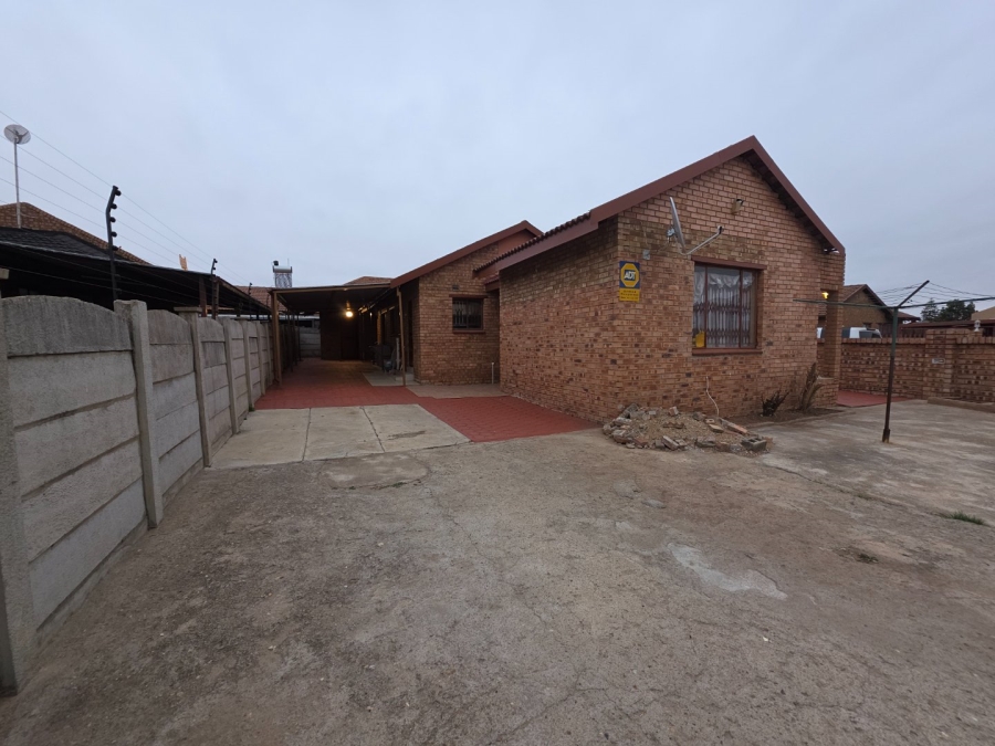 3 Bedroom Property for Sale in Seshego Limpopo