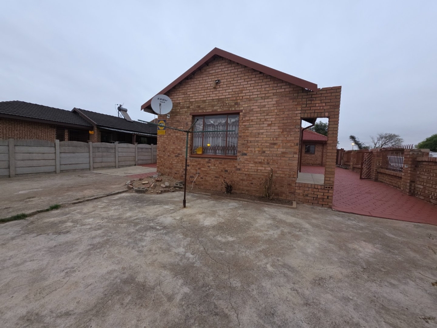 3 Bedroom Property for Sale in Seshego Limpopo