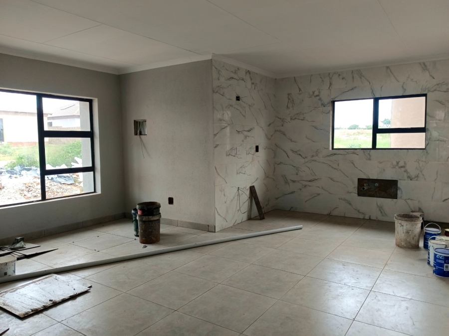3 Bedroom Property for Sale in Bendor Meadows Limpopo