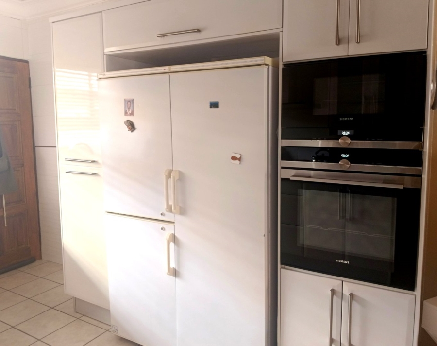2 Bedroom Property for Sale in Polokwane Central Limpopo