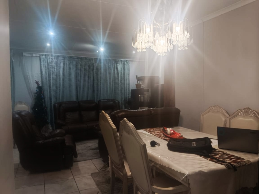 To Let 3 Bedroom Property for Rent in Bendor Limpopo