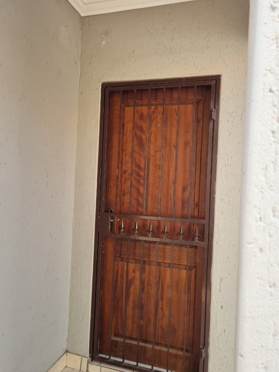 2 Bedroom Property for Sale in Modimolle Limpopo