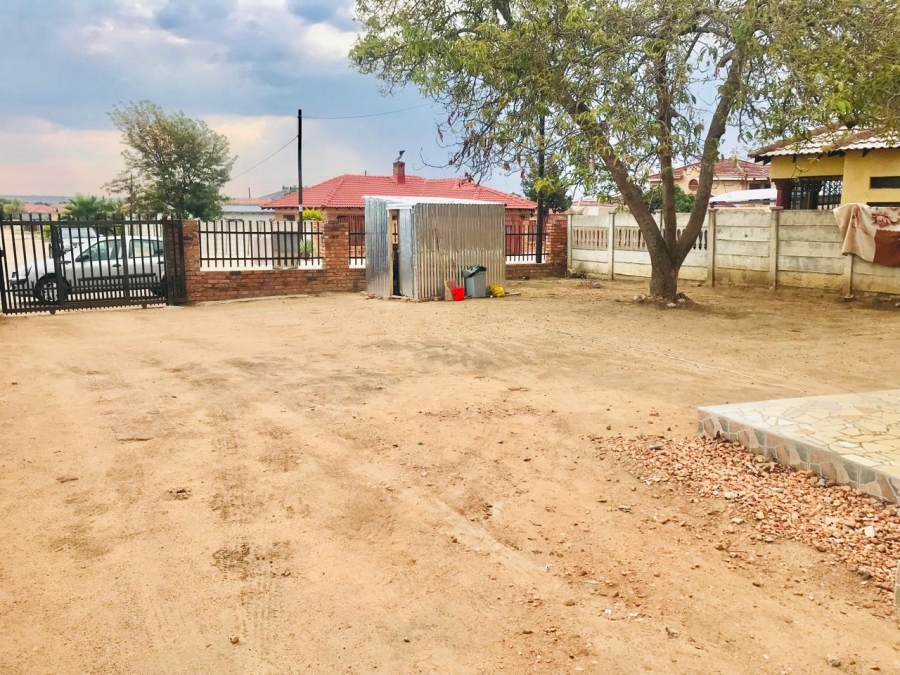 3 Bedroom Property for Sale in Seshego H Limpopo