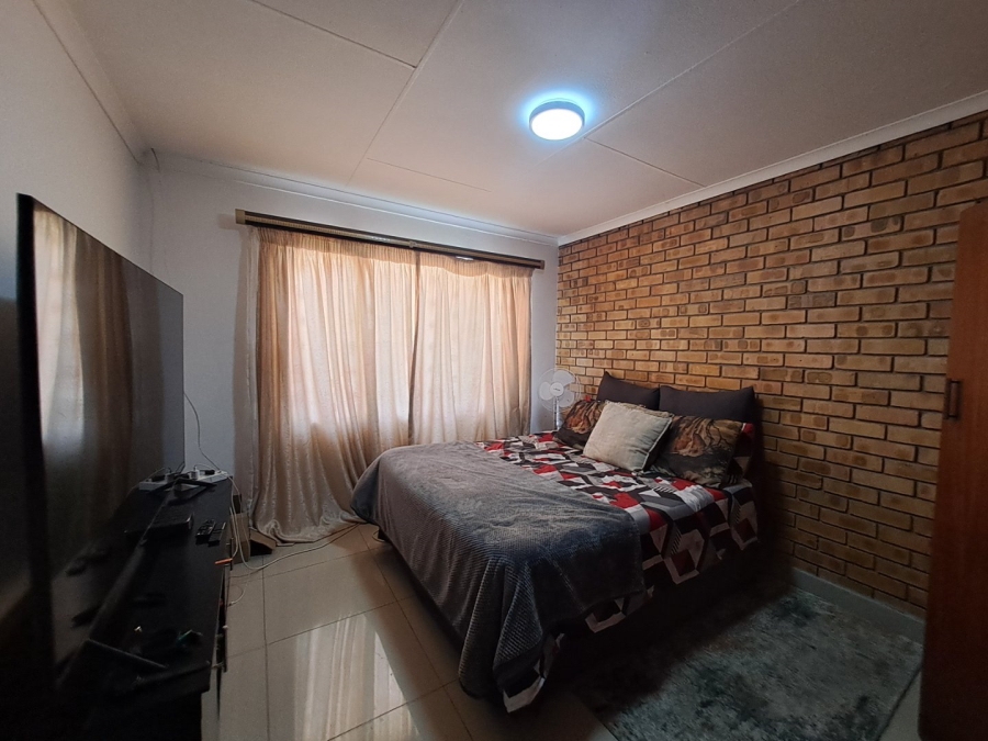 1 Bedroom Property for Sale in Annadale Limpopo