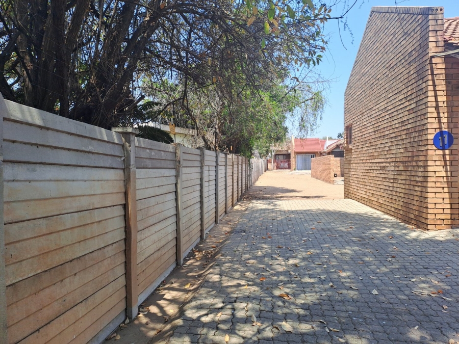 1 Bedroom Property for Sale in Annadale Limpopo