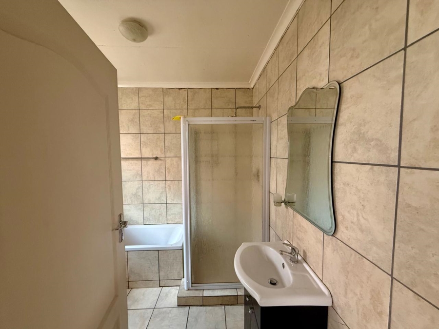 3 Bedroom Property for Sale in Casa Acacia Limpopo