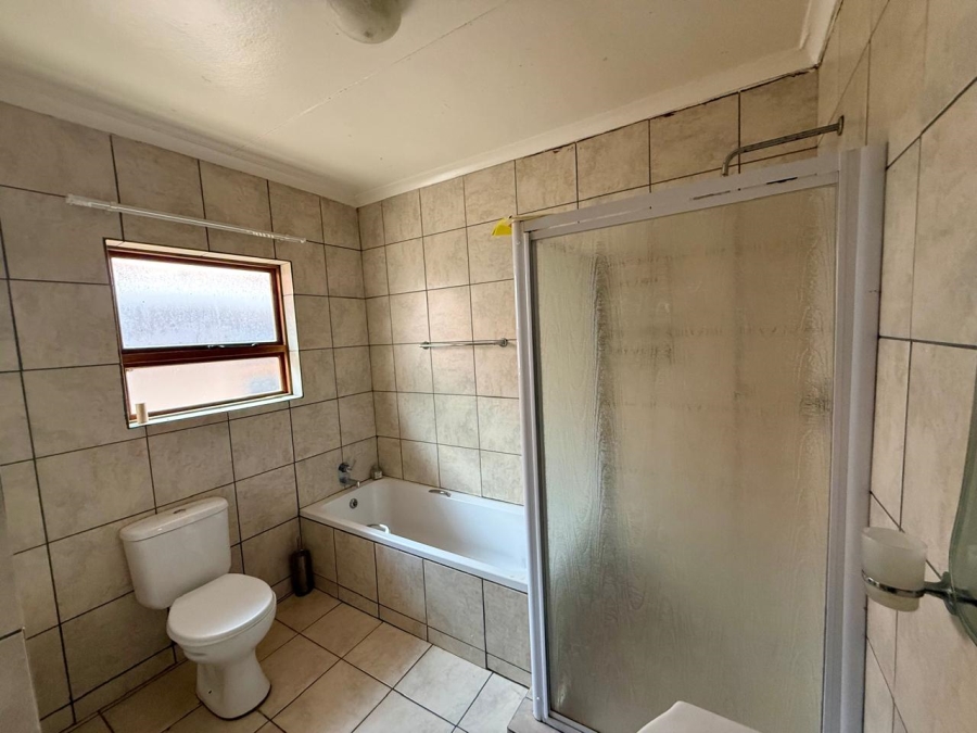 3 Bedroom Property for Sale in Casa Acacia Limpopo