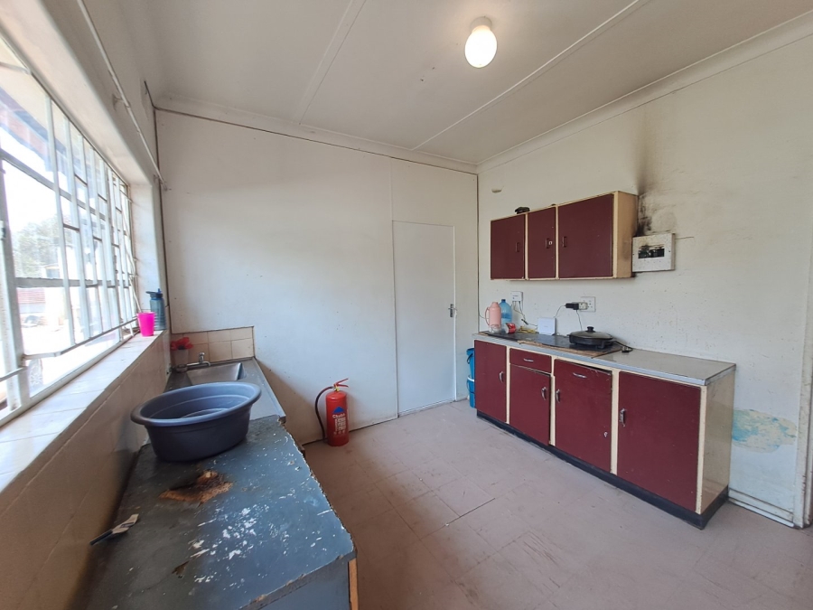 8 Bedroom Property for Sale in Annadale Limpopo