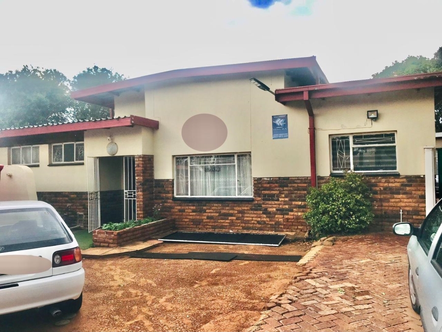 4 Bedroom Property for Sale in Fauna Park Limpopo