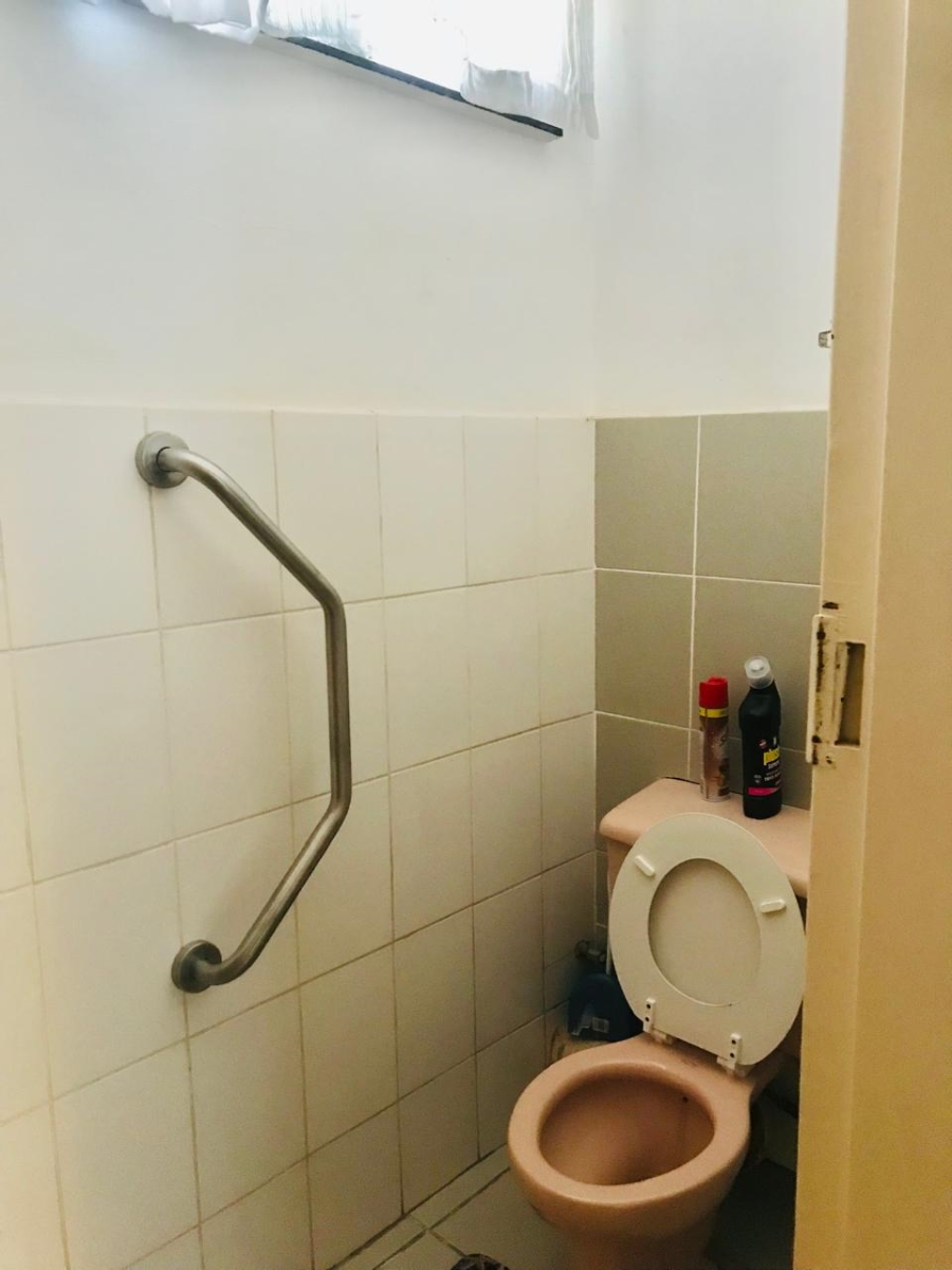4 Bedroom Property for Sale in Fauna Park Limpopo