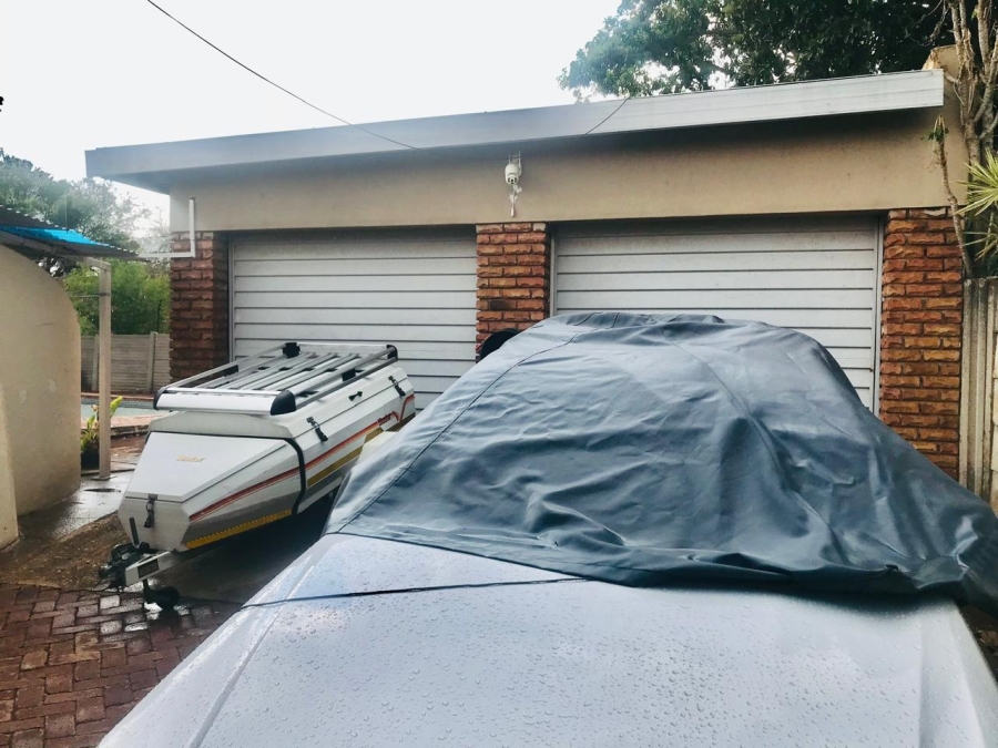 4 Bedroom Property for Sale in Fauna Park Limpopo