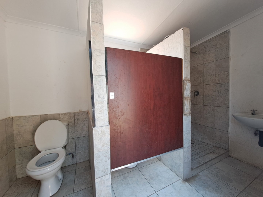 5 Bedroom Property for Sale in Annadale Limpopo