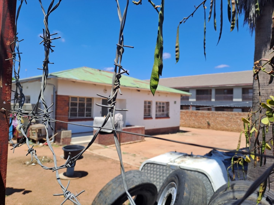 5 Bedroom Property for Sale in Annadale Limpopo