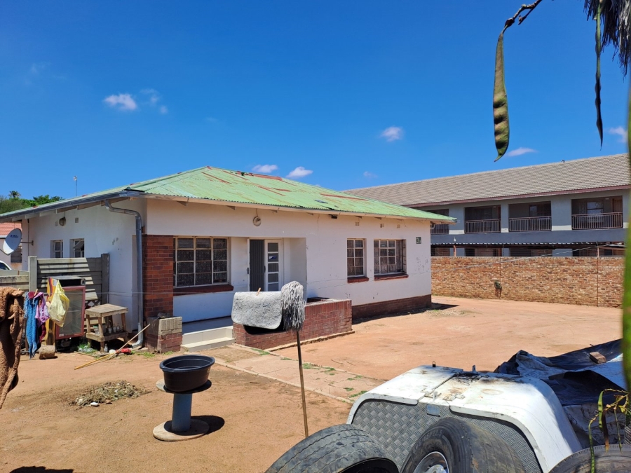 5 Bedroom Property for Sale in Annadale Limpopo
