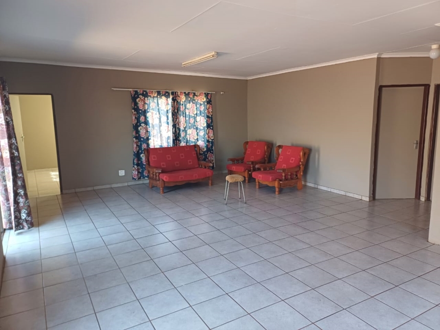 3 Bedroom Property for Sale in Wilderbeestaagte SH Limpopo