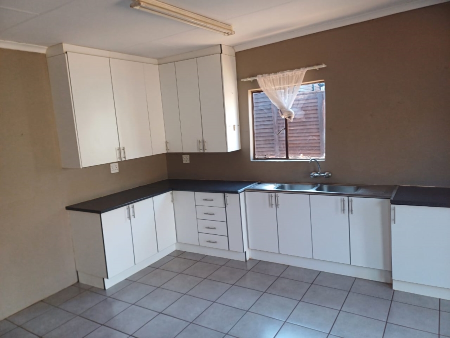 3 Bedroom Property for Sale in Wilderbeestaagte SH Limpopo