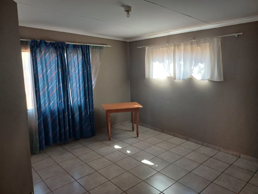 3 Bedroom Property for Sale in Wilderbeestaagte SH Limpopo