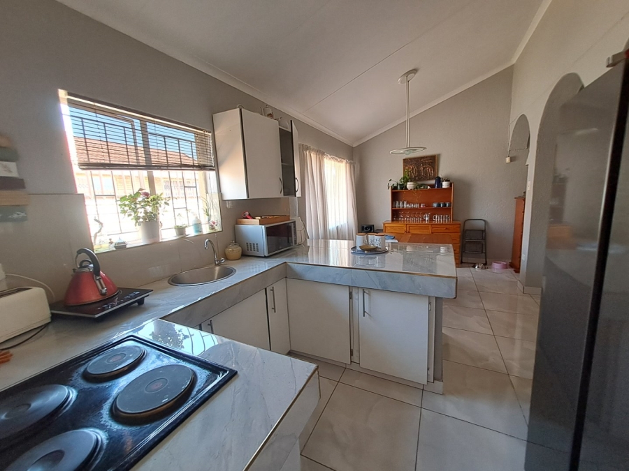 2 Bedroom Property for Sale in Flora Park Limpopo