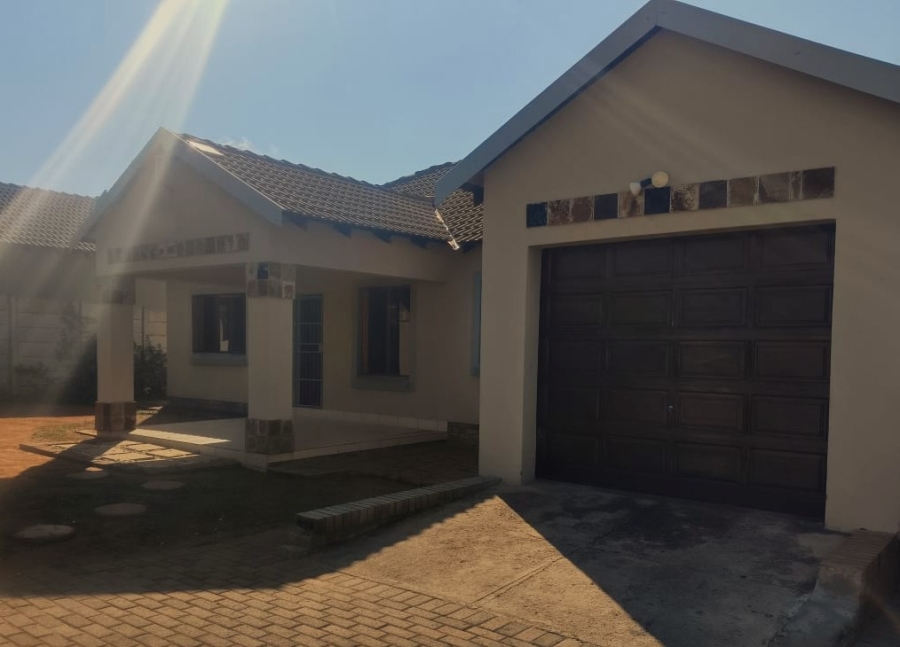 To Let 3 Bedroom Property for Rent in Bendor Limpopo
